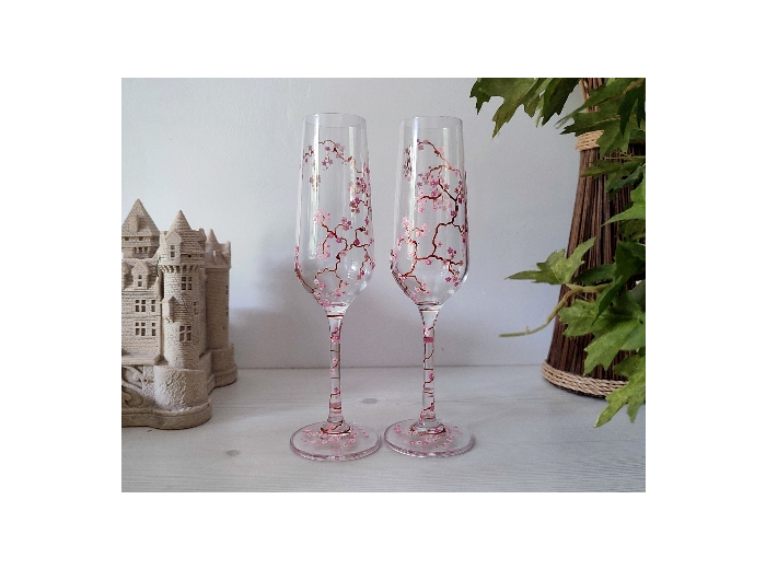 Flûtes à champagne peintes à la main sur le thème des cerisiers du Japon - coloris rose et cuivrés