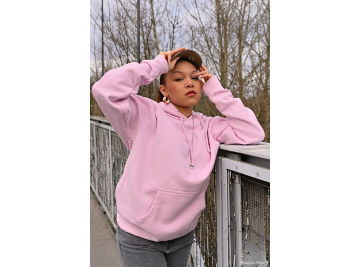 Sweat à capuche logo "petite patte 🐾 poitrine »