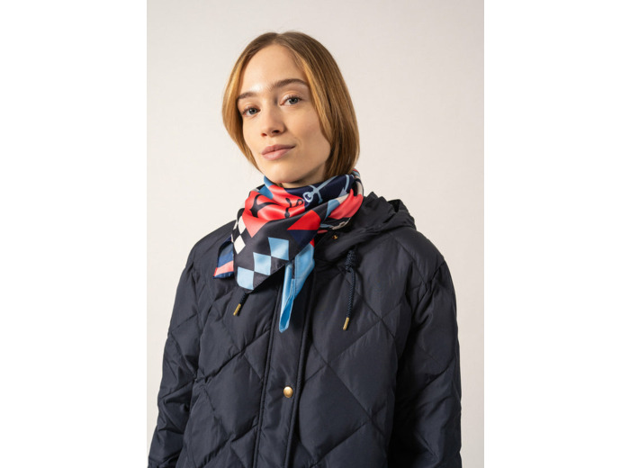 Foulard carré
imprimé fonds marins