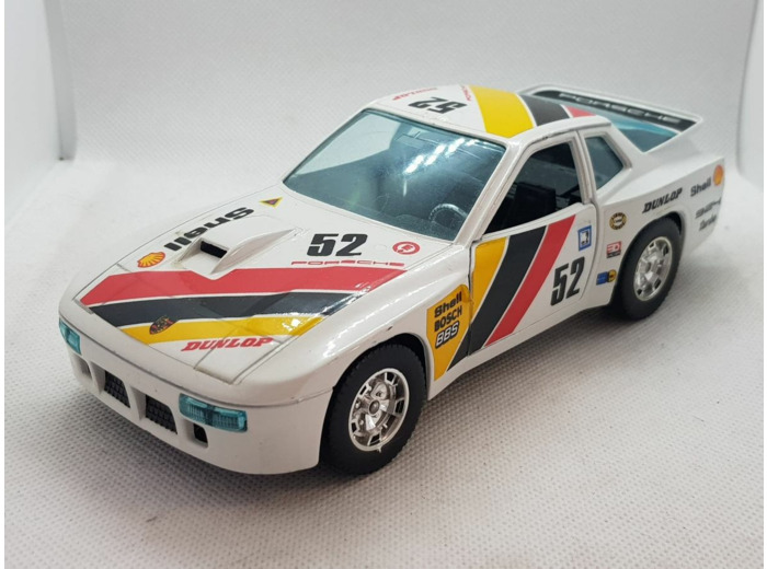 PORSCHE 924 TURBO BURAGO 1/24 SANS BOITE