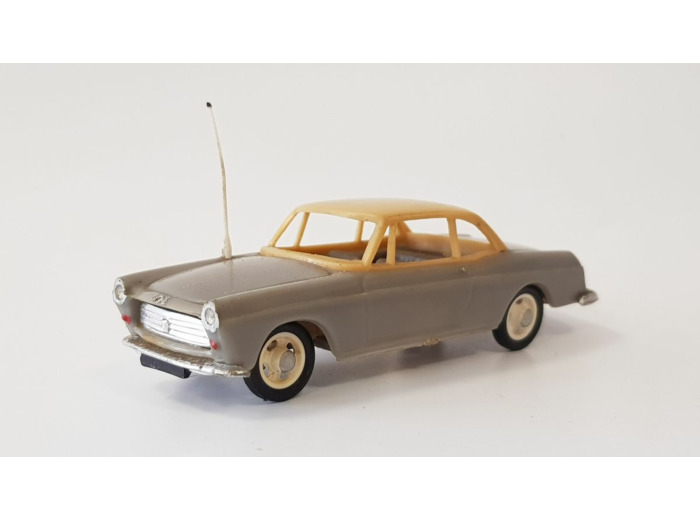 PEUGEOT 404 COUPE CLE 1/48 SANS BOITE