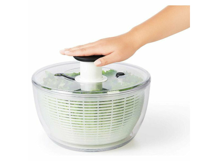 ESSOREUSE A SALADE BLANCHE  OXO