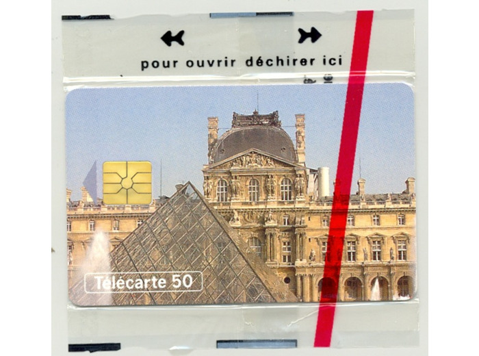 TELECARTE NSB 50 UNITE 08/93 PYRAMIDE DU LOUVRE EN702