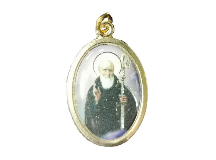 Médaille 22mm en Métal Doré avec Résine  - BENOIT