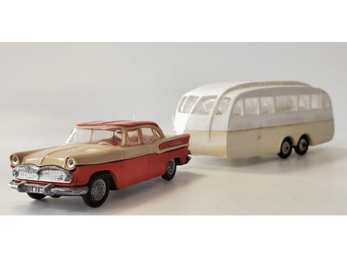 SIMCA CHAMBORD BEIGE ROUGE ET CARAVANE HENON 2 TONS NOREV PLASTIQUE 1/43