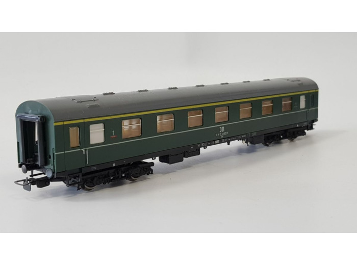 PIKO HO VOITURE VOYAGEUR 1ere CLASSE DR 51 50 17-45 070-8 Age SANS BOITE