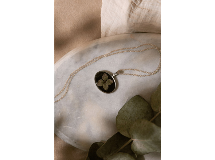 Collier "Mystérieux"