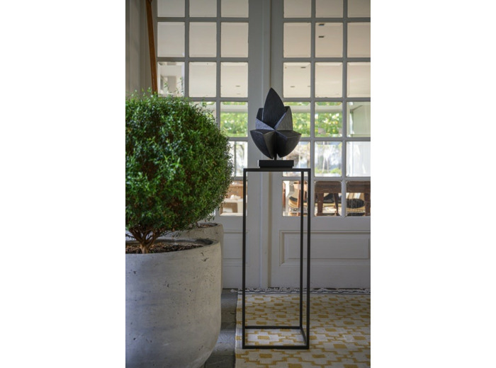 Sculpture bronze "Musing SS" black