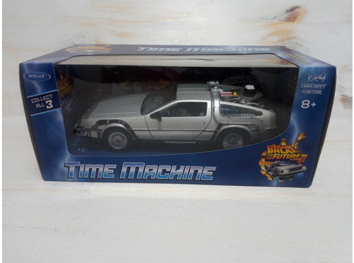 Welly 22441 - DeLorean épisode 2 de Retours Vers Le Futur - 1/24