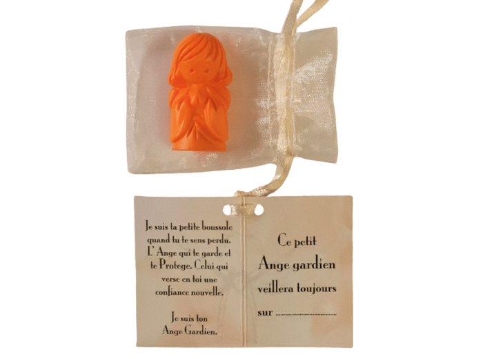 Ange Gardien Fille -en Albaster 4,5cm colorisé orange dans tulle