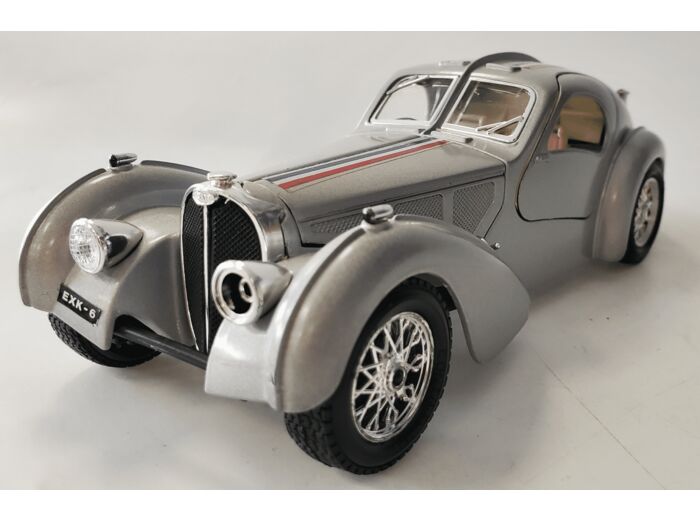 BUGATTI ATLANTIC 1936 GRIS BURAGO 1/24 SANS BOITE