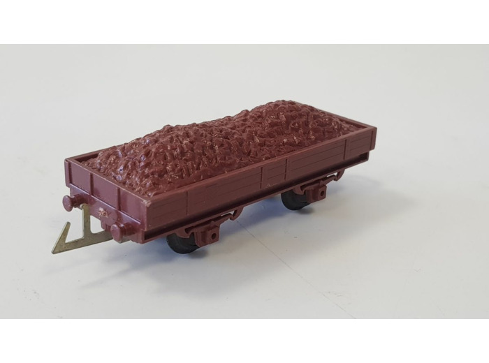 JOUEF HO WAGON PLAT COURT SNCF A ESSIEUX AVEC CHARGEMENT SANS BOITE