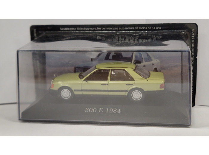 MERCEDES 300 E 1984 1/43 BOITE D'ORIGINE