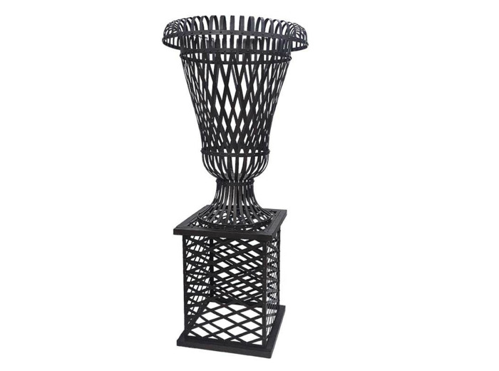 Support plante géant noir 90x90x202cm