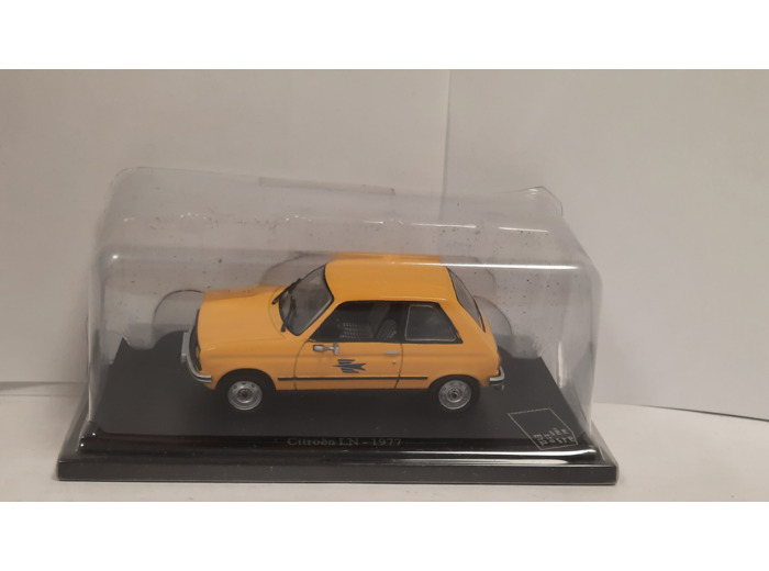 CITROËN LN 1977 1/43 LA POSTE