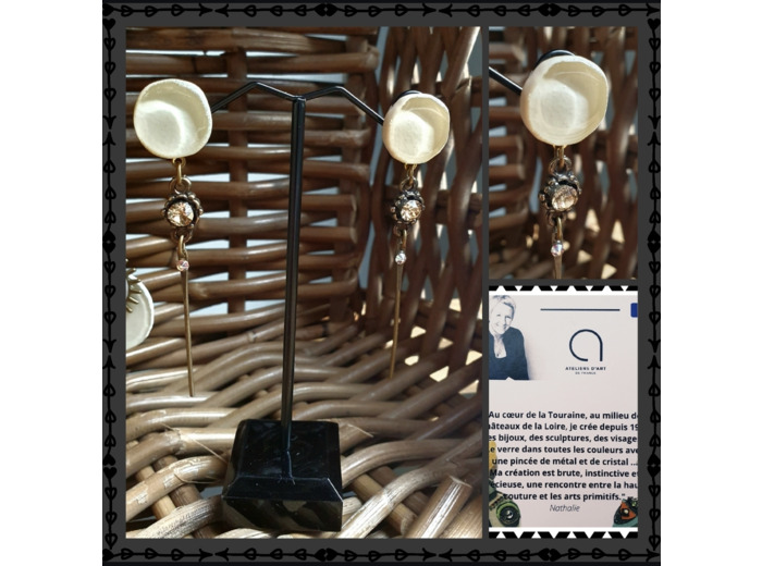 BOUCLES D'OREILLES LONGUE BEIGE