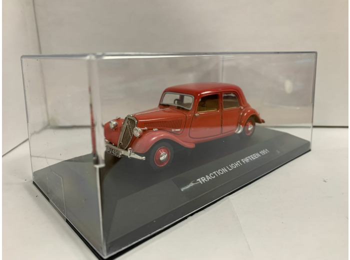 TRACTION LIGHT FIFTEEN ROUGE 1951 NOREV 1/43 BOITE