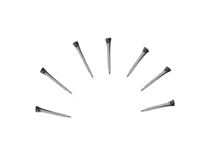 Clous d'envoûtement ou de désenvoûtement (7 pièces)