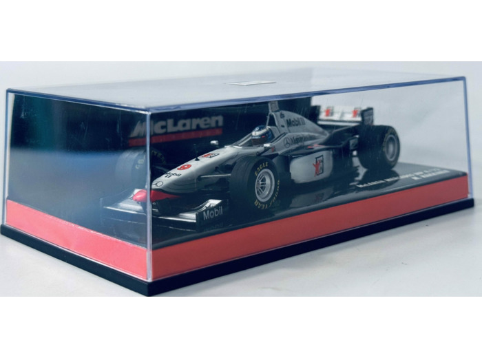 MERCEDES MC LAREN MP 4/12 M.HAKKINEN NUMERO 16 MINICHAMPS 1/43