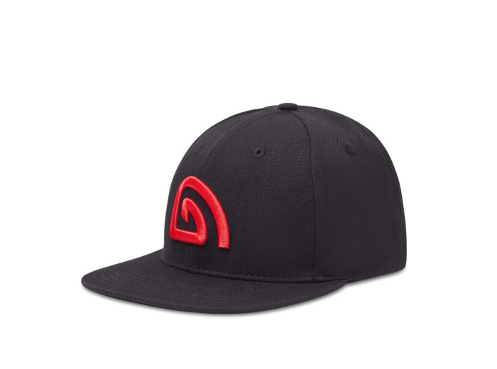 snap back cap trakker