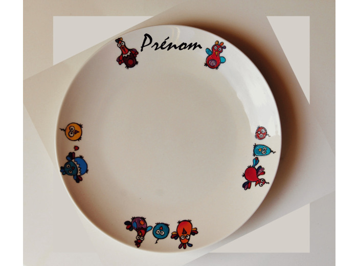 Assiette enfant personnalisée poules et poussins avec prénom artisanale et manuellement peinte, 19cm, très colorée, signée et daté