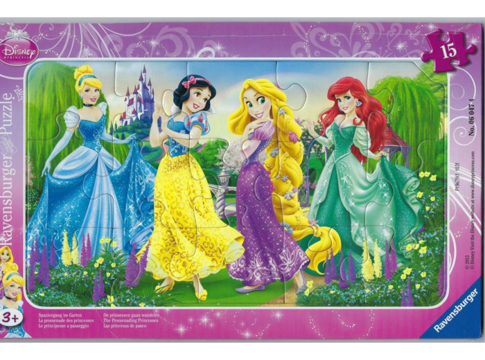 PUZZLE 15 PIECES LA PROMENADE DES PRINCESSES de chez RAVENSBURGER NEUF