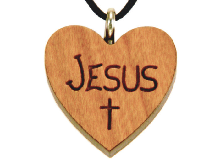 Coeur en Bois d'Erable Vernis 2,5cm avec Cordon - JESUS