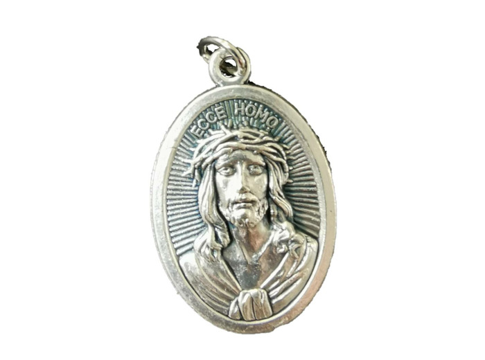 Médaille 22mm Ovale en métal argenté - ECCE HOMO