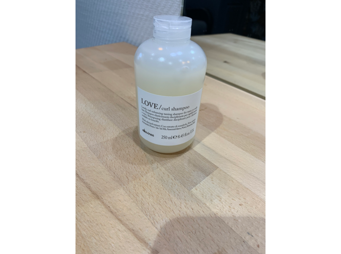 Essential Haircare Shampooing love curl  250 ml