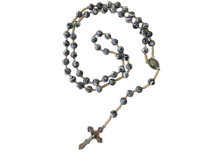 Chapelet sur Corde 8mm en pierre véritable- Malachite Noire/Blanche