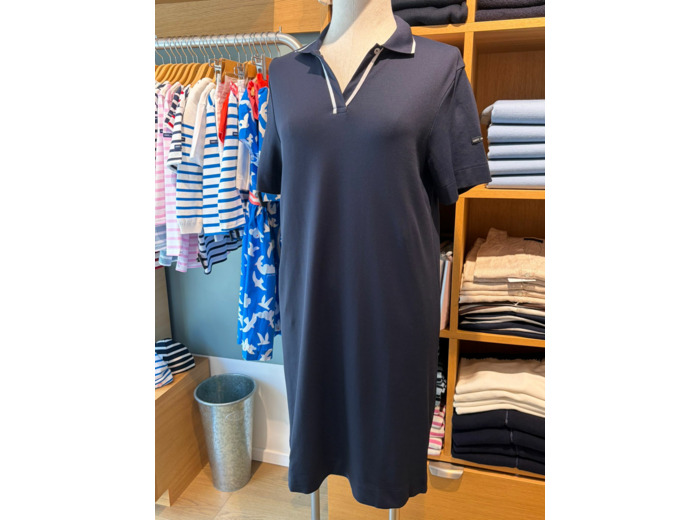 Robe Naya