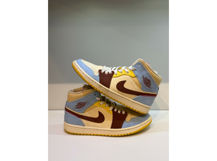 Jordan 1 Mid SE Fearless Maison Chateau Rouge — T. 41 (Seconde main)