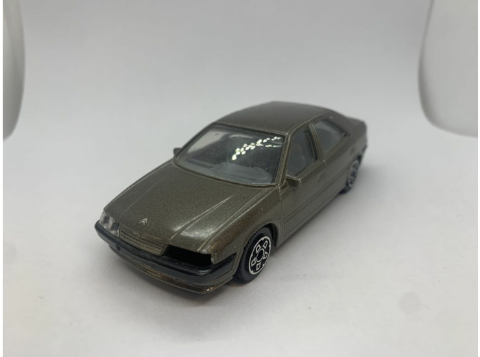CITROEN XANTIA GRIS 1/43 SANS BOITE