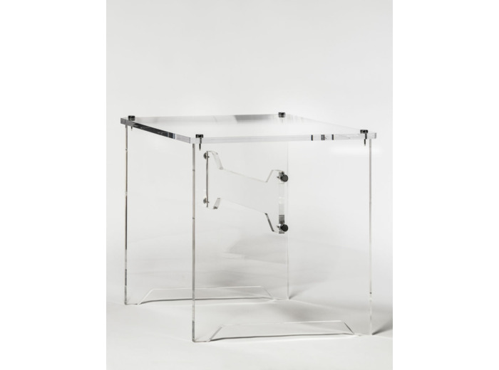 Table seule sans damier