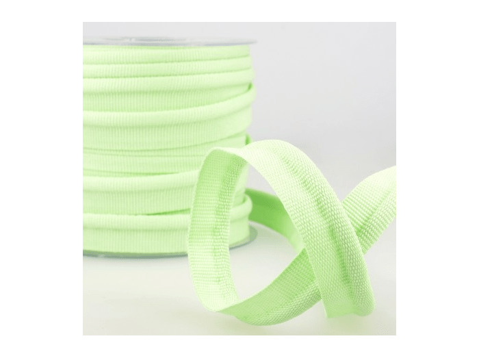 Simple passepoil vert nil 519 C10 8mm 100%polyester le mètre 519C10