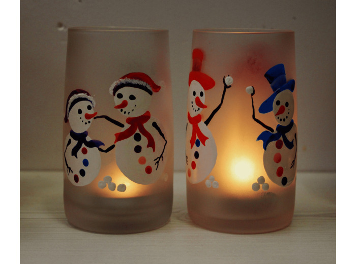 Duo de photophores de noël en verre givré très colorés, joyeux petits bonhommes de neige peints à la main, objet unique et signé.