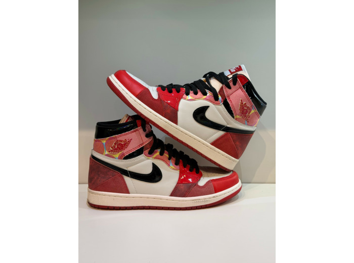 Jordan 1 Retro High OG Spider-Man Across the Spider-Verse — T. 41 (Seconde main)