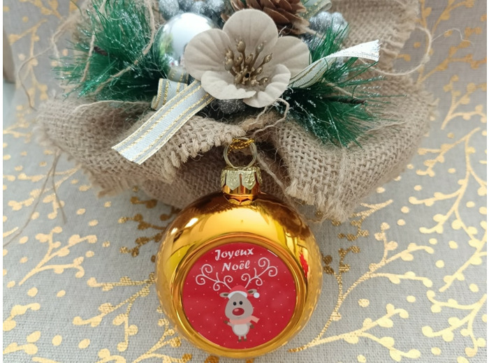 Boule de Noel doré