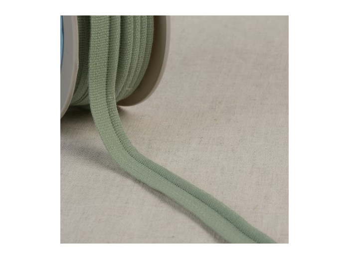 Simple passepoil 519 VERT AMANDE C163 9mm 100%polyester le mètre 519C163