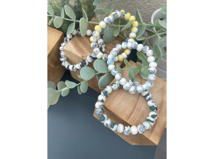 Bracelet de perles en porcelaine