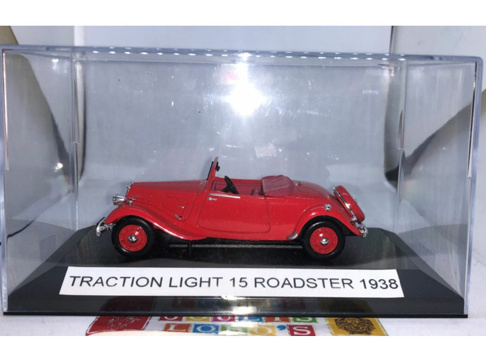 CITROEN TRACTION LIGHT 15 ROADSTER ROUGE 1938 1/43 BOITE