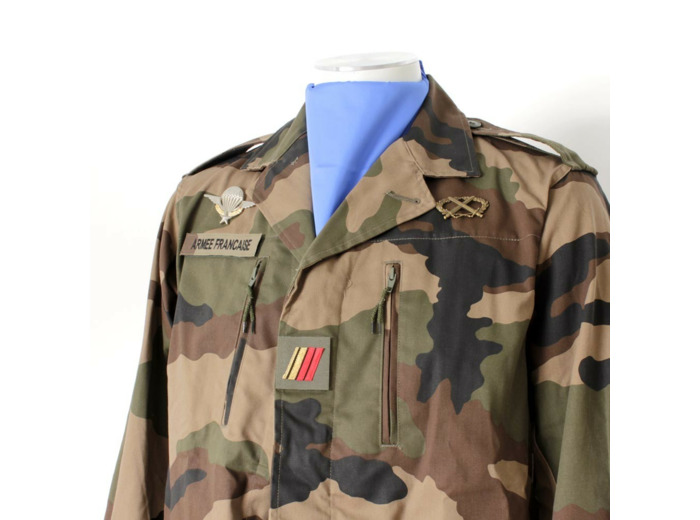 Plastron de Parade Matériel (bleu clair)