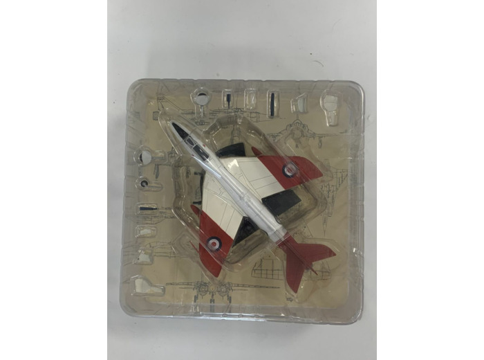 AVION HAWKER HUNTER F6 BOMBARDIER 1/72