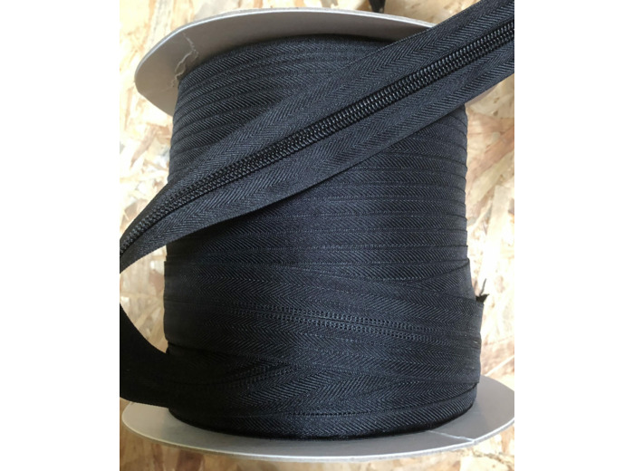 Rouleau Fermeture à glissière Noir 8mm 50m Curseurs non monté RVMW-N8-580