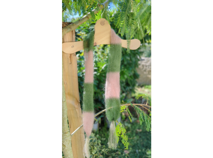 Foulard PLUME à pompons - kaki + rose poudré