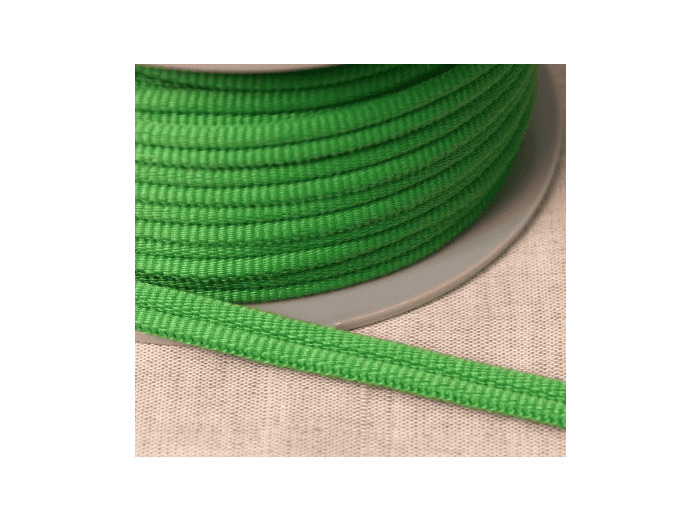 Double passepoil 518 VERT C64 9mm 100%polyester le mètre