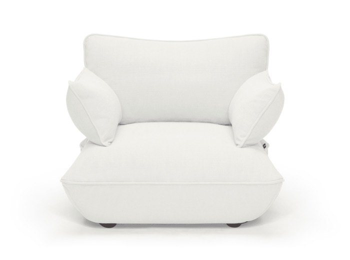 Sumo loveseat