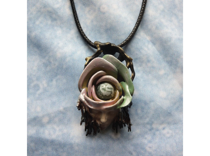 Pendentif "Rose pleureuse" pierre naturelle Agate Arbre