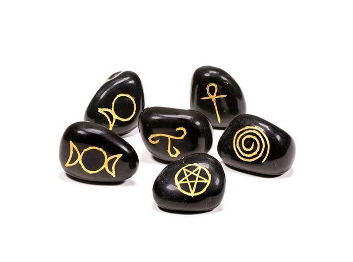 Pierres de pouvoir Wiccanes en agate noire (onyx)