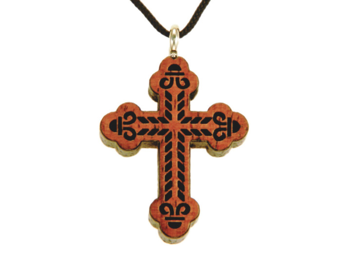 Croix en Bois d'Erable Vernis 3,2cm avec Cordon - MOTIF EN RELIEF